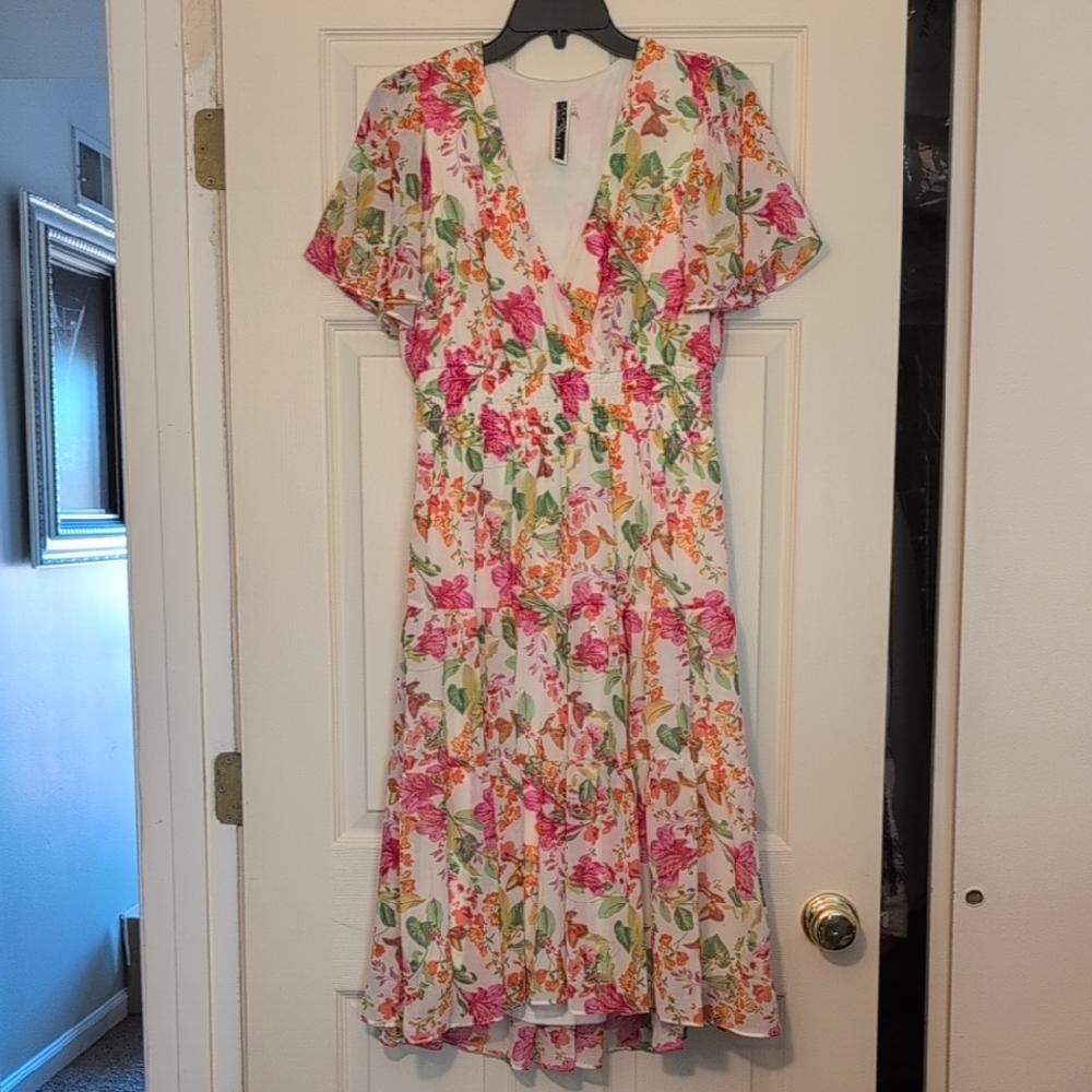 Julian Taylor Floral Midi Dress in Pink and Orange Size 8